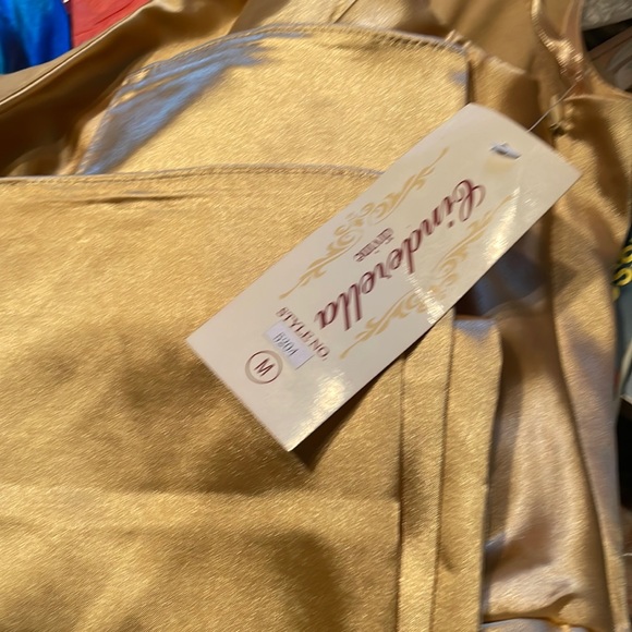 NWT prom dress w belt - Picture 6 of 6